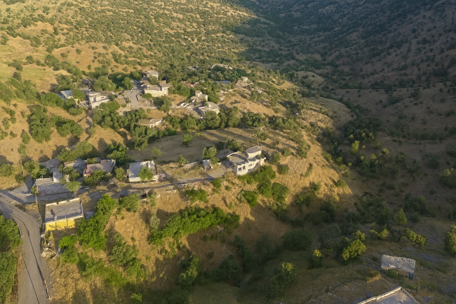 کرین و فرۆشتن لە ببێل ( Bbel village )