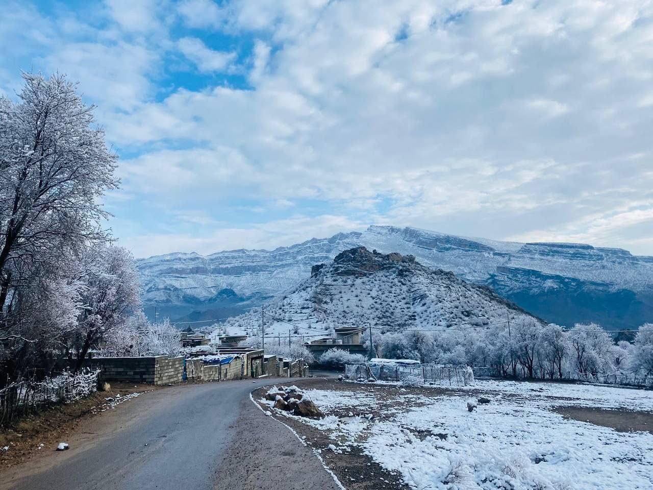 کرین و فرۆشتن لە گۆره‌ز ( Goraz Village )