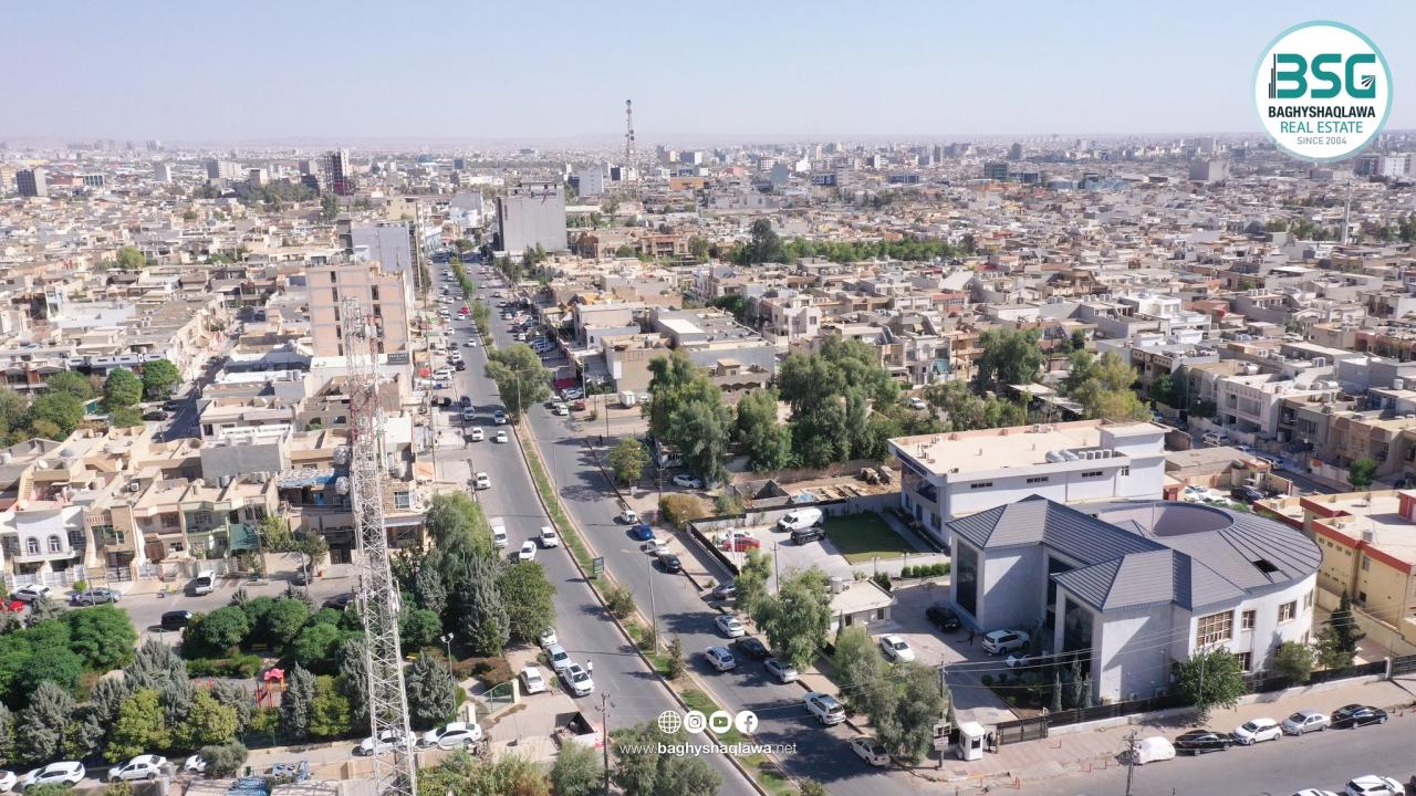 کرین و فرۆشتن لە شەقامی گوڵان ( Gulan Street )