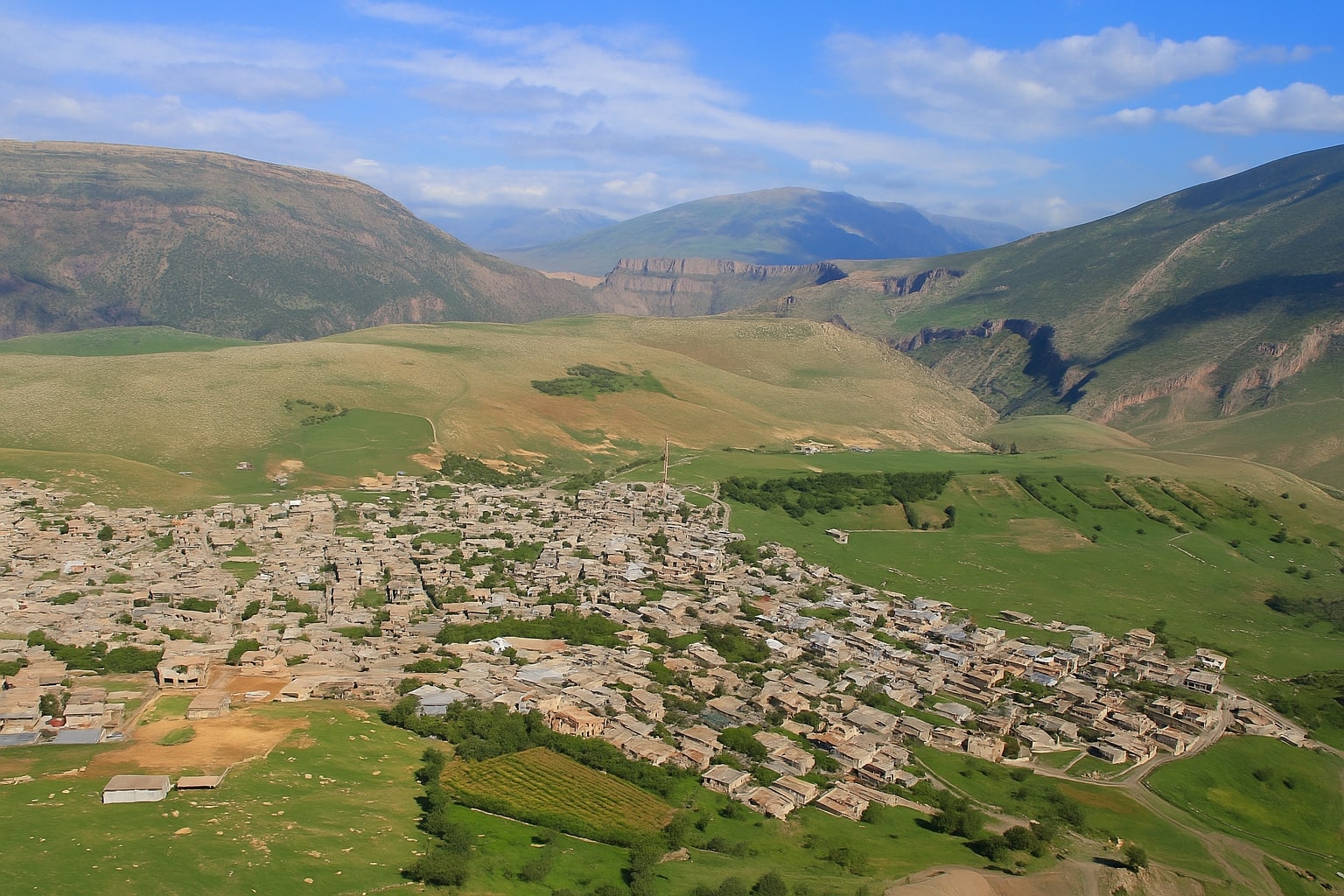 کرین و فرۆشتن لە سەرێشمە ( Sareshma village )