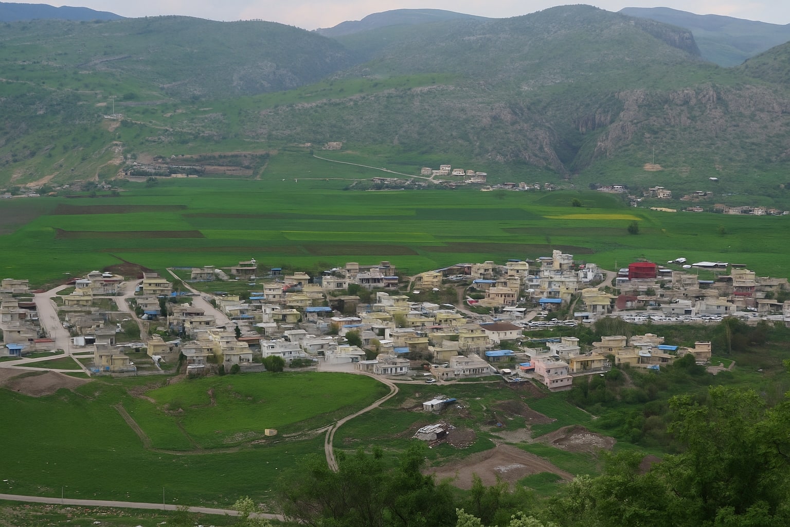 کرین و فرۆشتن لە شرێ ( Shre village )