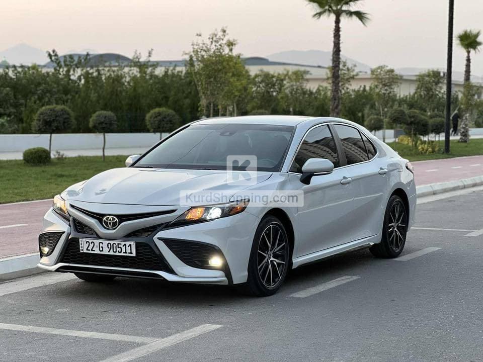 Toyota Camry 2023