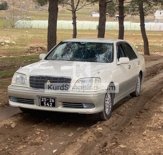 Toyota Super Crown 2003