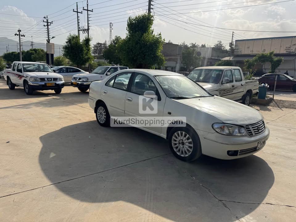 Nissan Sunny 2002