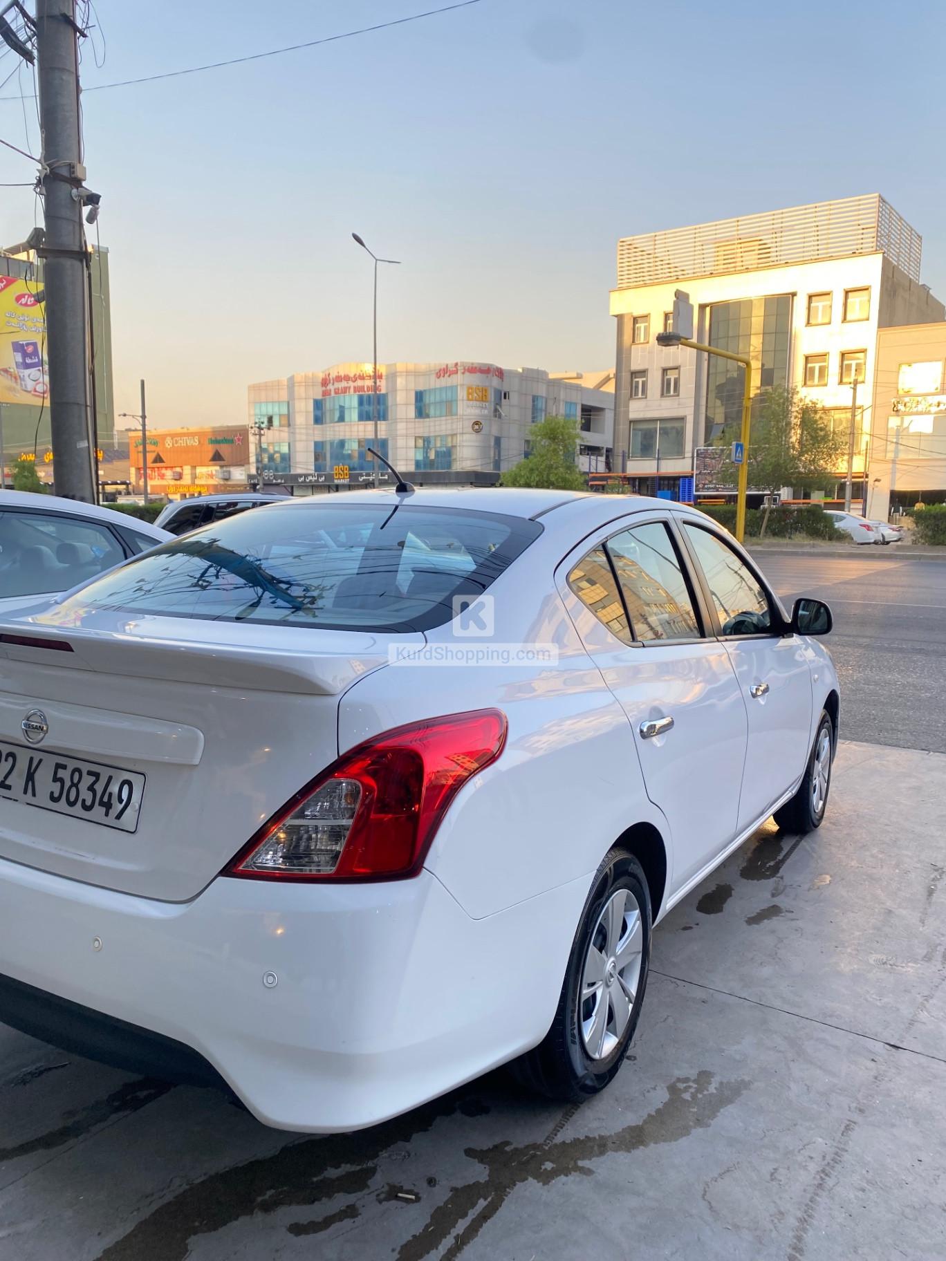Nissan Sunny 2020