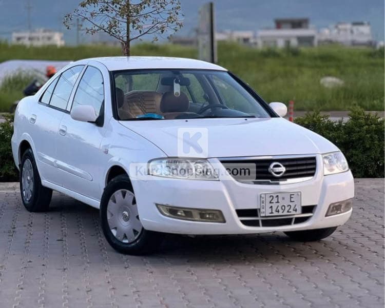 Nissan Sunny 2012