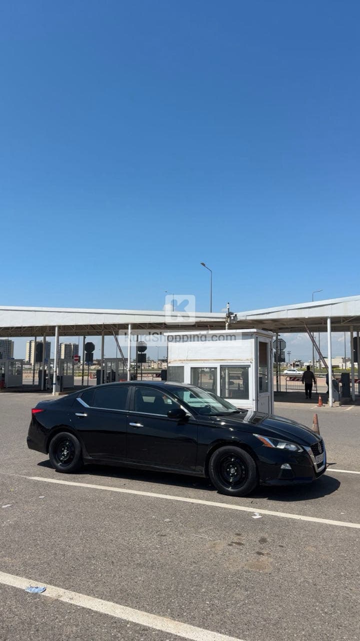 Nissan Altima 2020