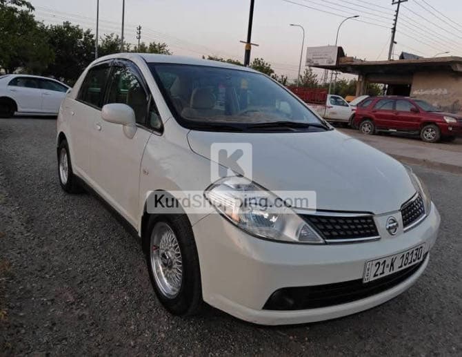 Nissan Tiida 2008