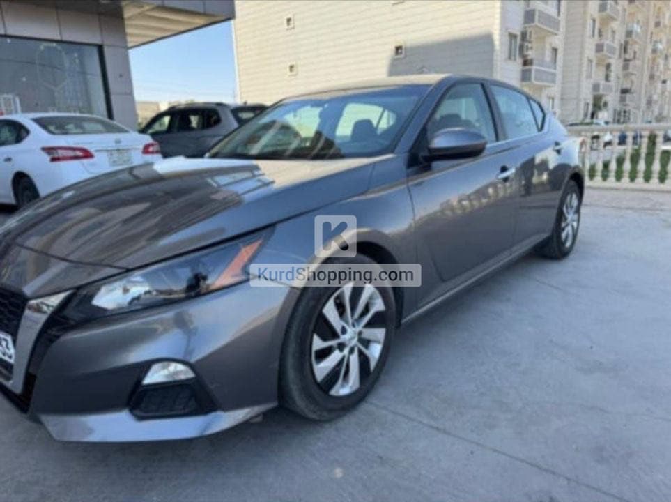 Nissan Altima 2022