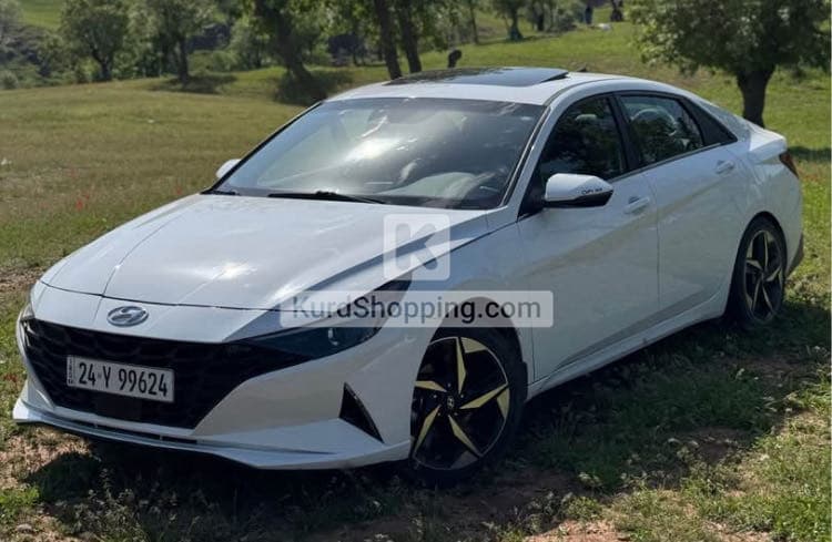 Hyundai Elantra 2023