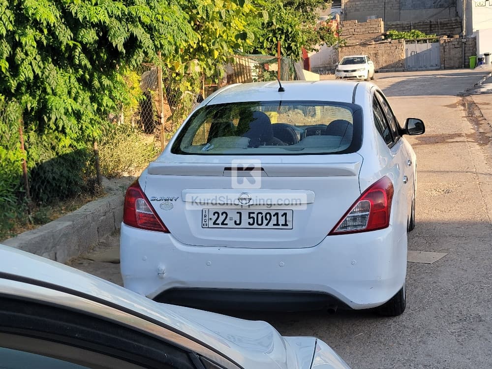 Nissan Sunny 2020