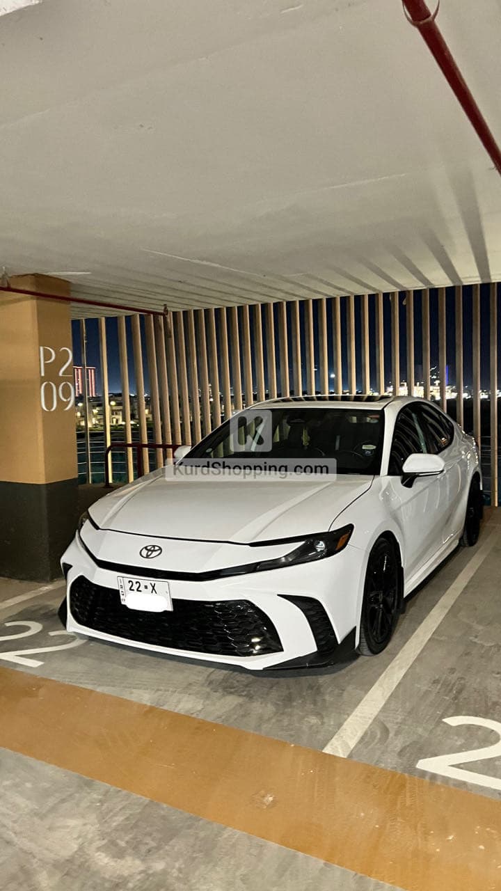 Toyota Camry 2025
