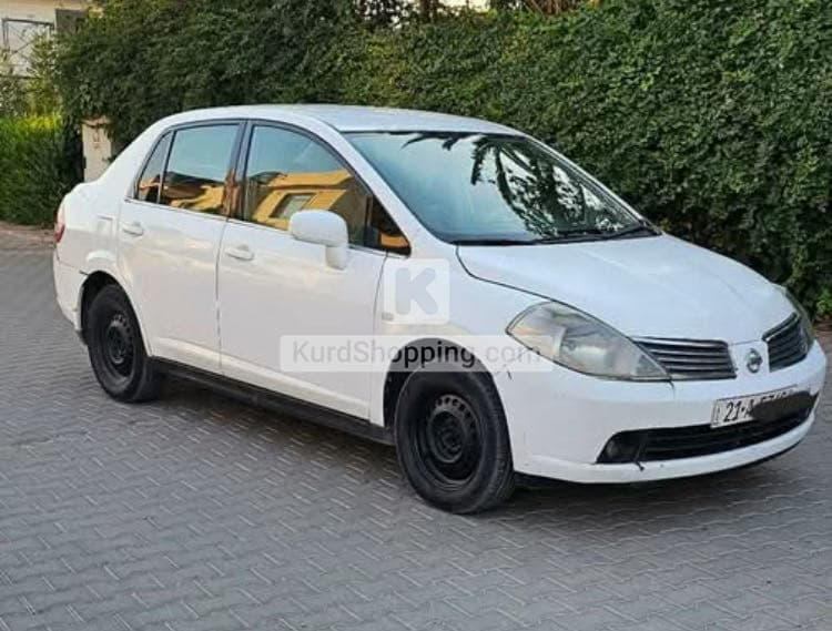 Nissan Tiida 2007