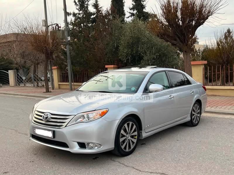 Toyota Avalon 2011