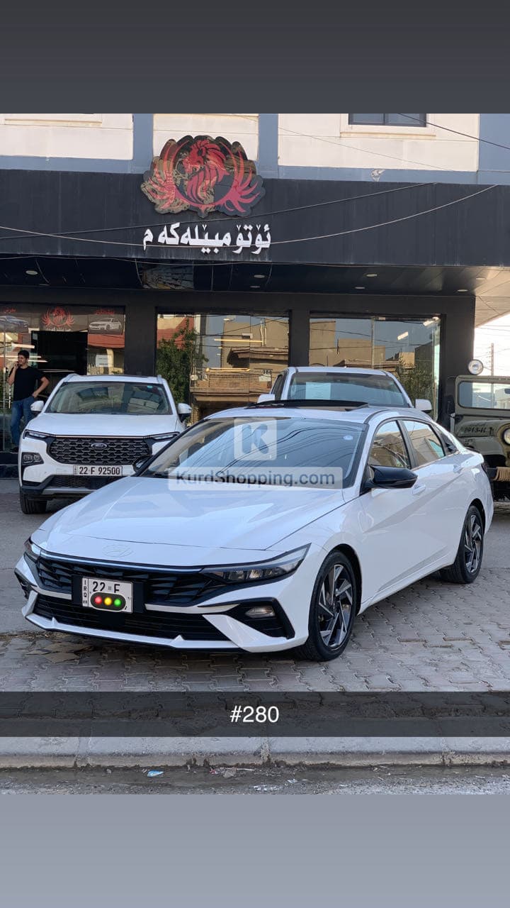 Hyundai Elantra 2024