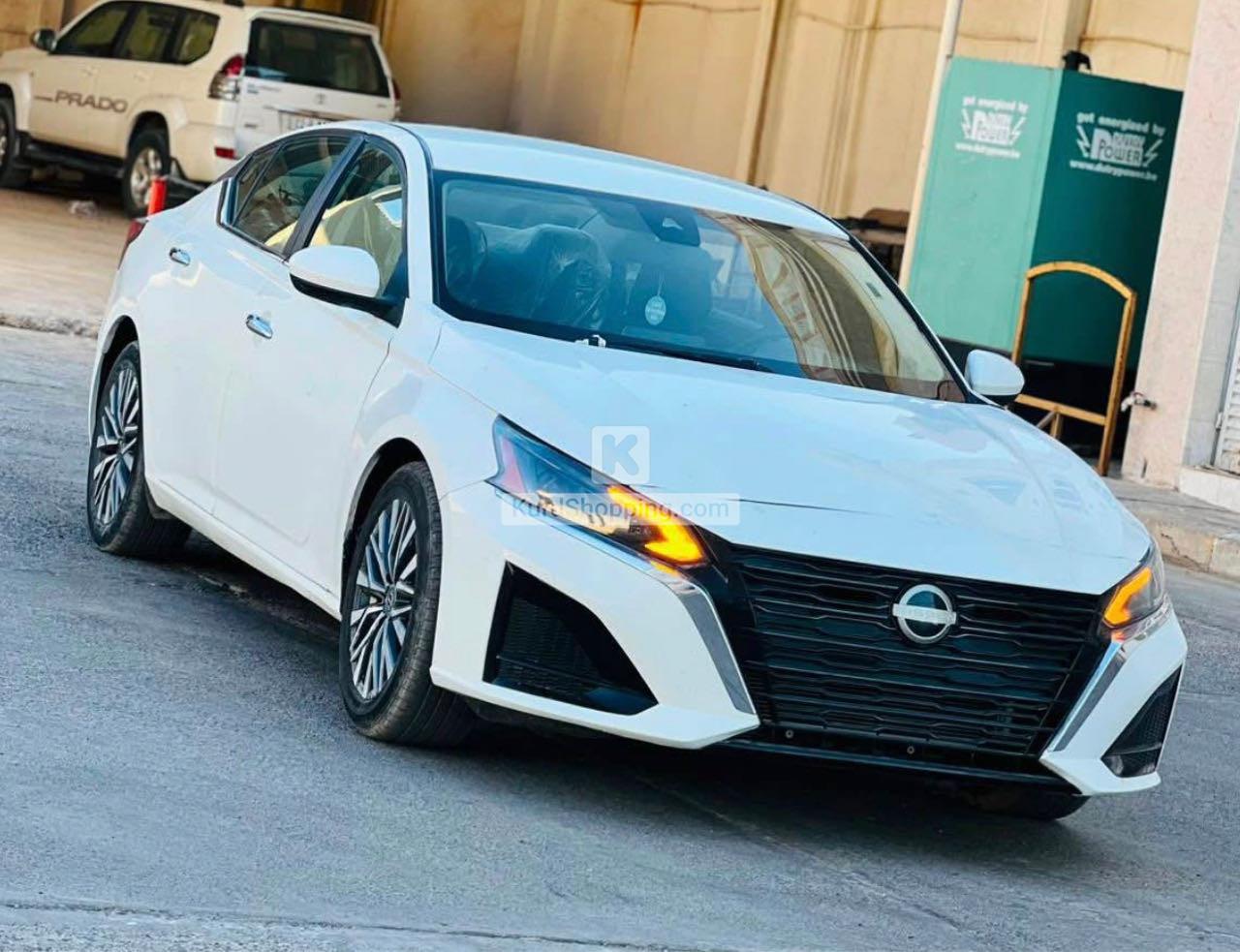 Nissan Altima 2025