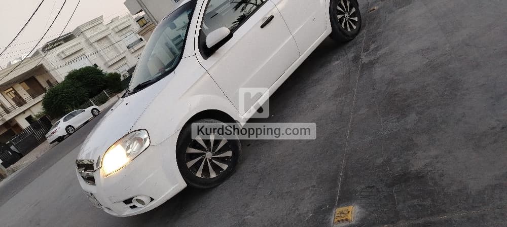 Chevrolet ئەڤیۆ 2008