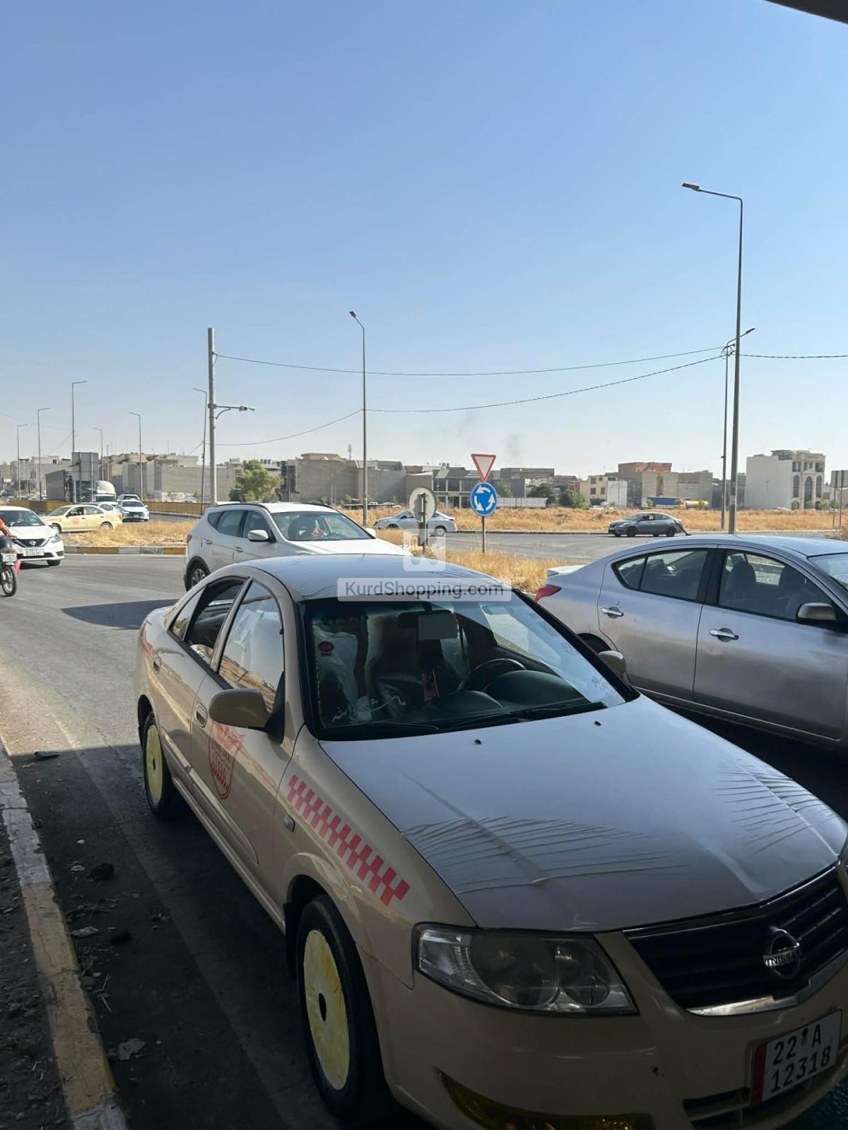 Nissan suuny