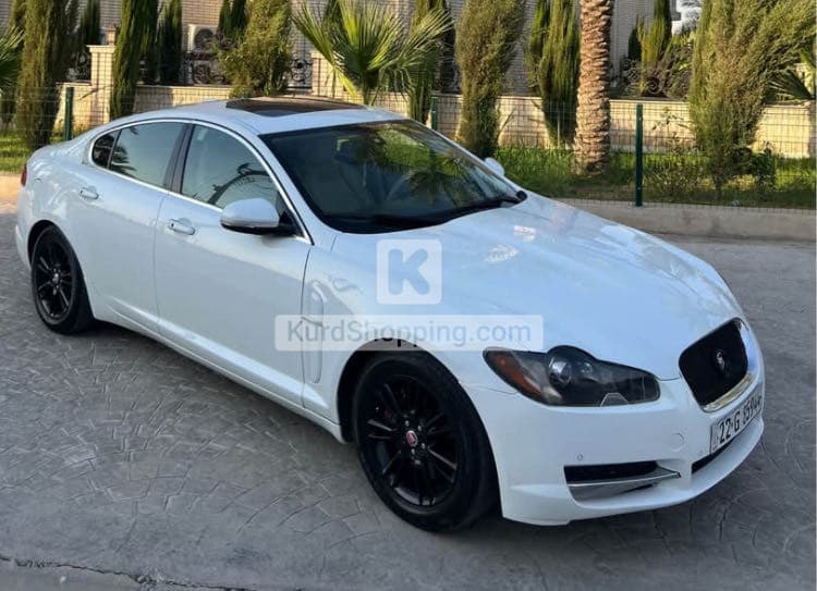 Jaguar XF 2010