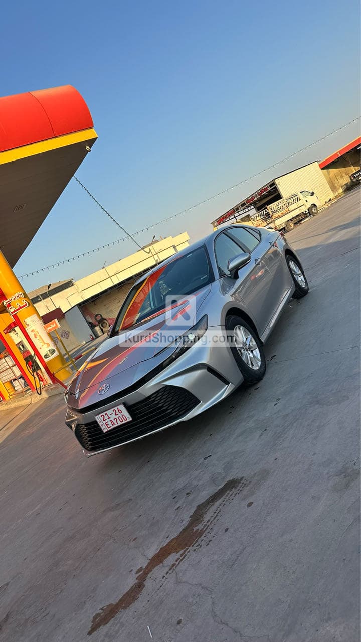Toyota Camry 2025