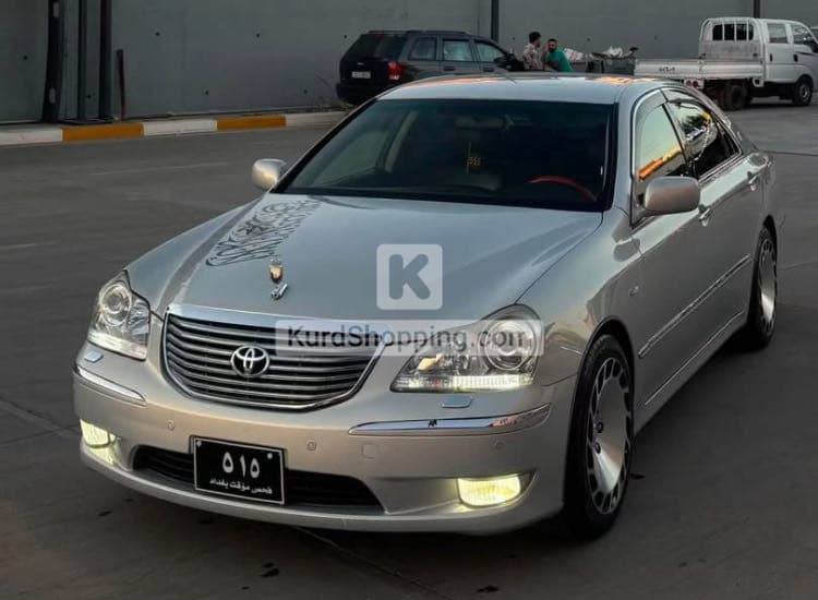 Toyota Majesta 2005