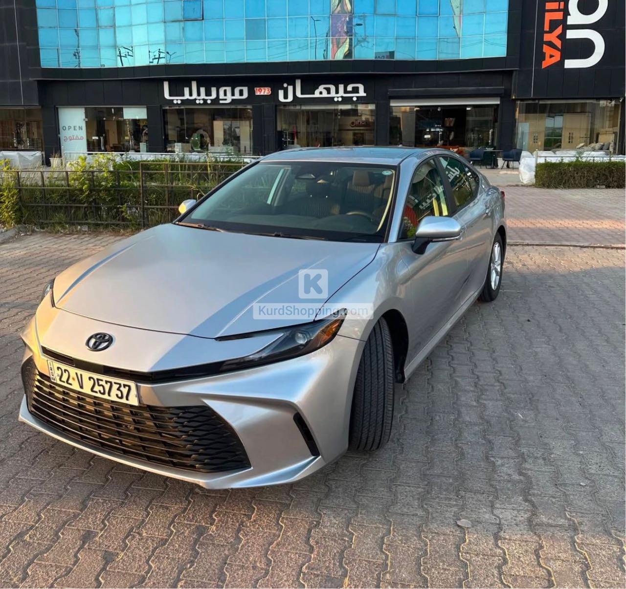 Toyota Camry 2025