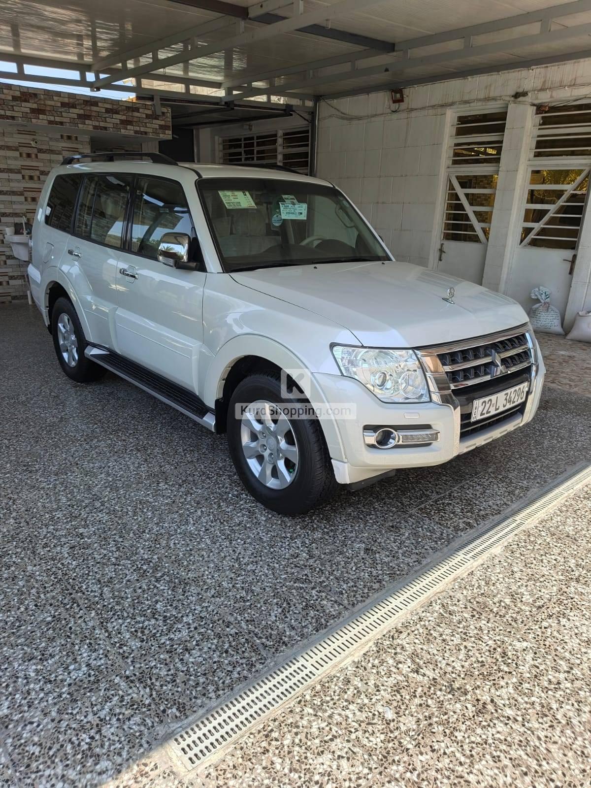 Mitsubishi Pajero 2016