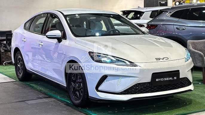 BYD SEAL 05 2025